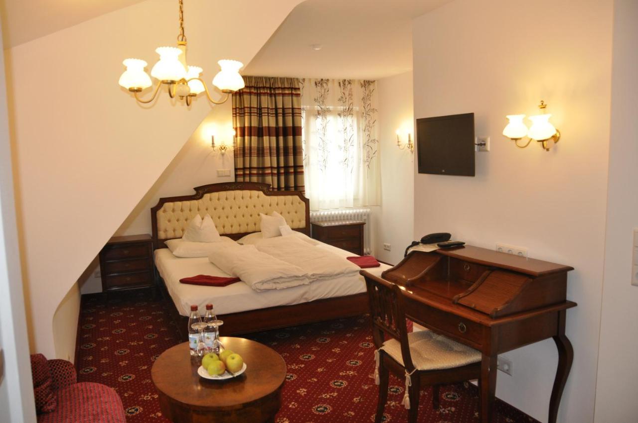Hotel Restaurant Krehl'S Linde Щутгарт Екстериор снимка